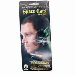 THEAT.Effect-SMLL Ears: An Auditory‎ Adventure